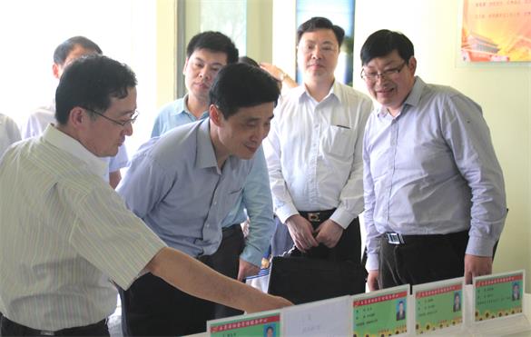 匯鴻集團(tuán)赴泗洪縣調(diào)研幫扶工作